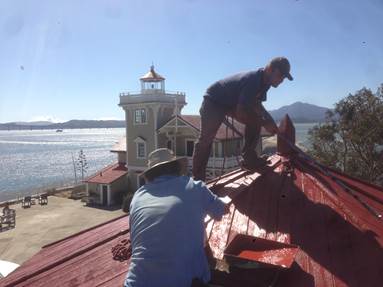 roof workers